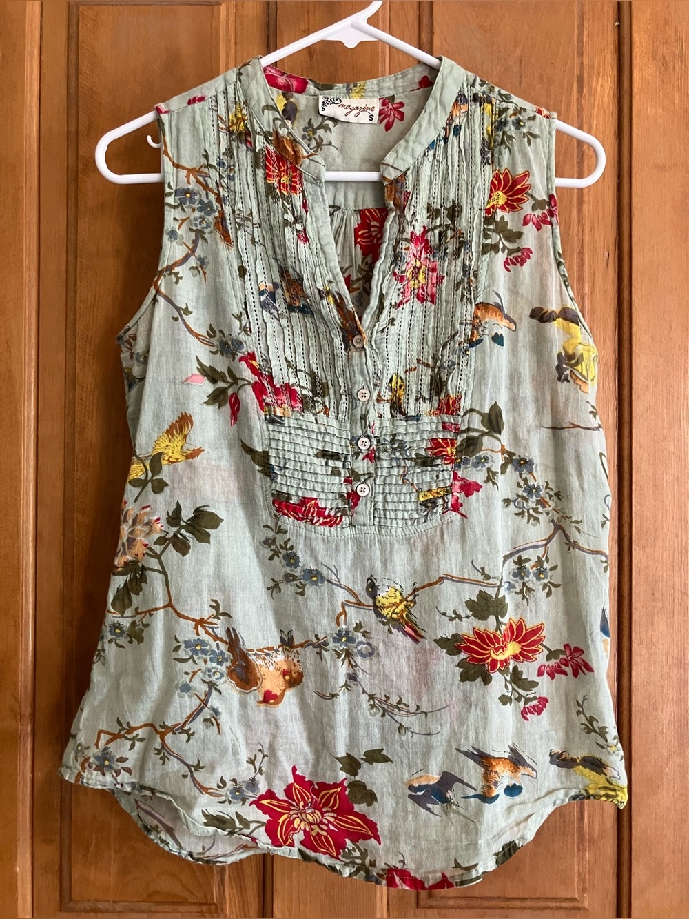 FREE with $15 purchase Sleeveless Pintuck Anthropologie Top Sage Flowers Birds